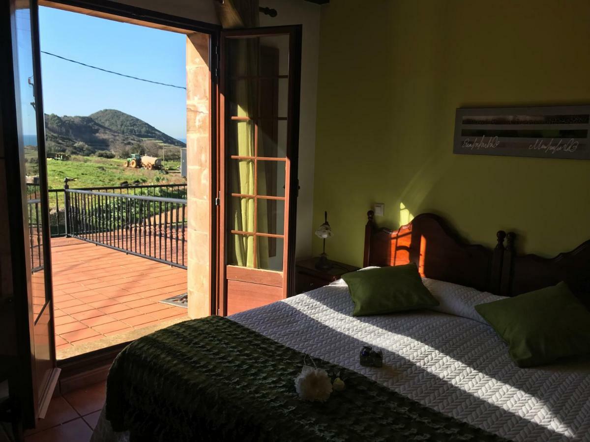 Posada Mediavia Ubiarco Kültér fotó